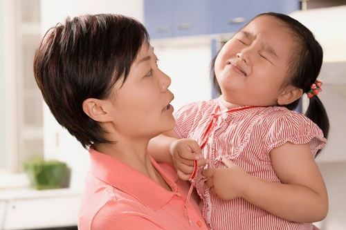 5 thói xấu điển hình của trẻ mẹ phải “uốn ngay kẻo muộn”